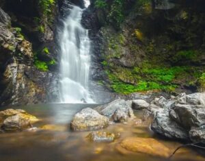 آبشار دودوزن (خرمکش) در سیاهمزگی شفت